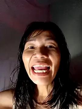 Ella3838 on StripChat 