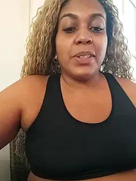 ELLA_KELLY on StripChat 