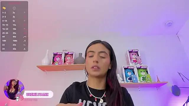 Avatar of emily_bank