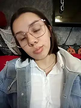 EmmaSulivan on StripChat 