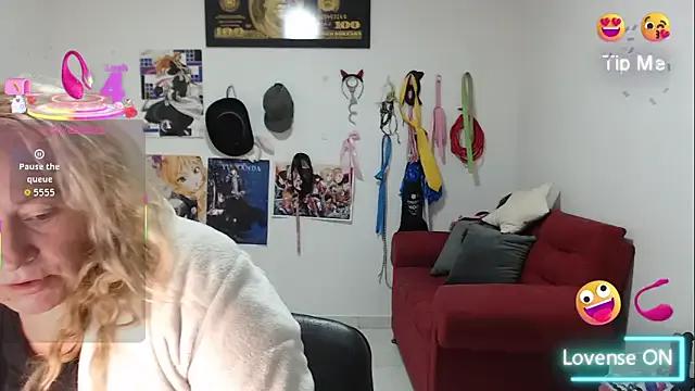 emperabigbootybigass — Freechat on StripChat