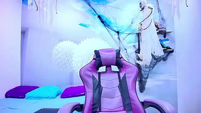 Avatar of ESMERALDA-BLUE