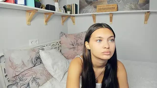 FunnyyMonkeyy on StripChat 