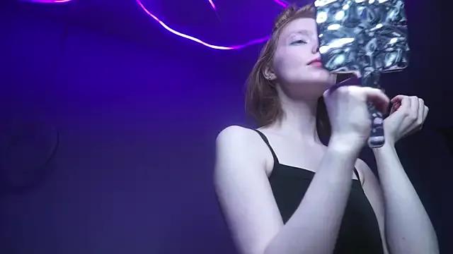 ginger_hugs on StripChat 