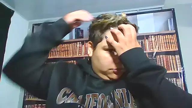 Avatar of Hailey_Curvy