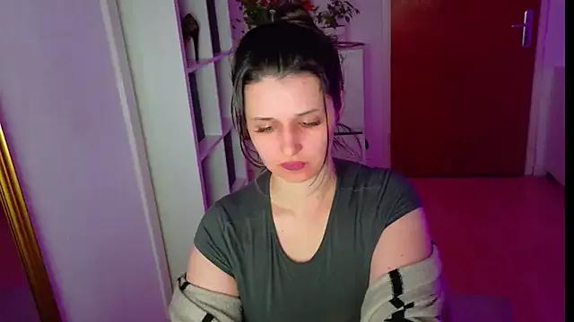 jenna-sxy19 on StripChat 