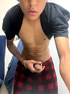 Jjloscooby on StripChat