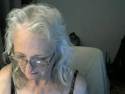 StripChat JoleneDelacroix is Freechat JoleneDelacroix — Oil on my titties