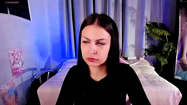 KatrinaBlaze — Show whole body in full view+squeez butt