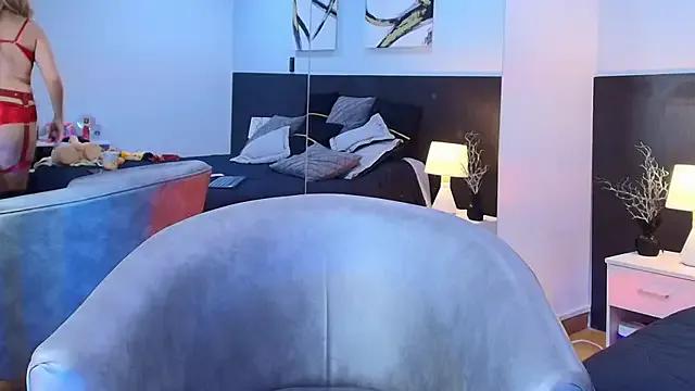 Kelly_Mature_ on StripChat 