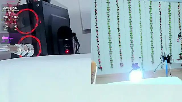 Kitty__Rose__ on StripChat 