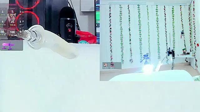 Kitty__Rose__ on StripChat 