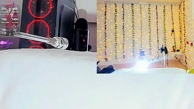 Kitty__Rose__ on StripChat 