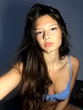 kittyanax on StripChat 