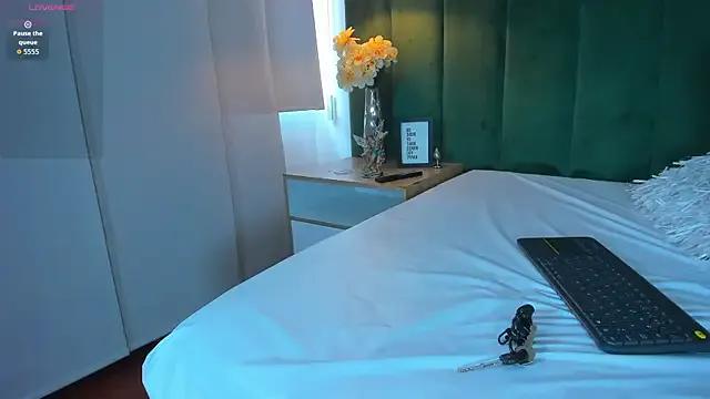 Avatar of kittyy_milk_001