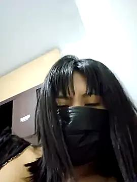 Latin_summer on StripChat