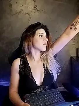 LeylaRosse on StripChat 