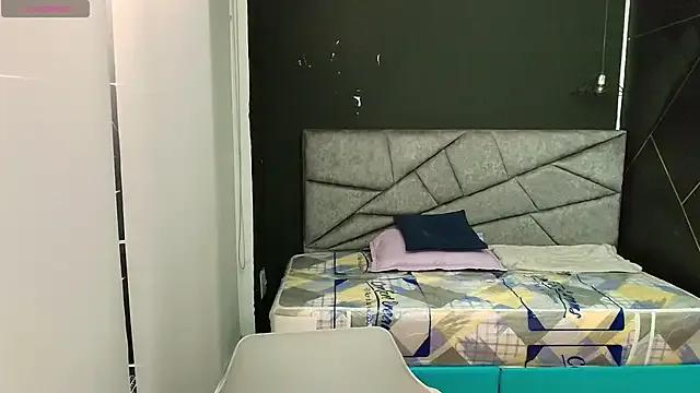 LiaMonroee_ — Streptease Hot