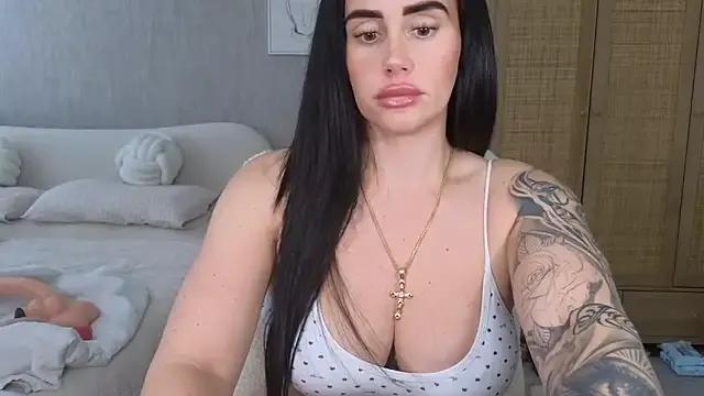 LibbyLoveHeartx on StripChat 