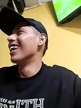 Lil_condor_bby1 on StripChat 