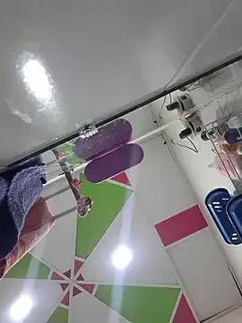 lila_kitty81 — USE DOMI 5 MINUTES