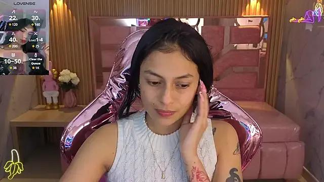 lilith_petit_sub on StripChat 