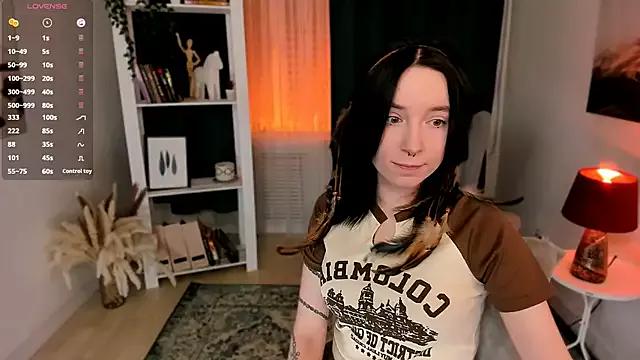 lilithlunna on StripChat