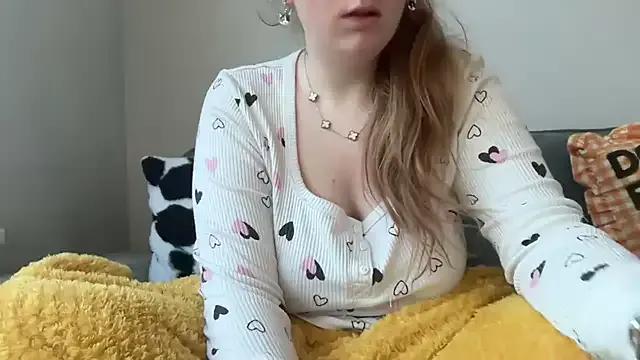 StripChat lilsbabyxo is Freechat lilsbabyxo — happy sunday xo