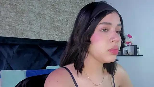 Lily_Woodz — spank the buttocks + oil 