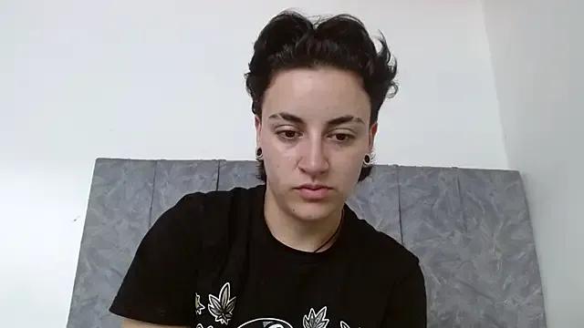 StripChat linda_33 is Freechat linda_33 — all nude