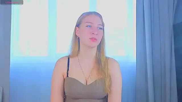 LorettaGladman on StripChat 