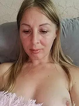 StripChat LunaSugarX is Freechat LunaSugarX — Buy a dildo