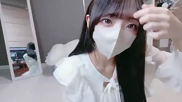 Mashiro-chan on StripChat