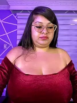 MiiaaJoness on StripChat 