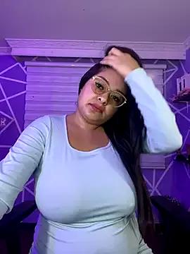 MiiaaJoness on StripChat 