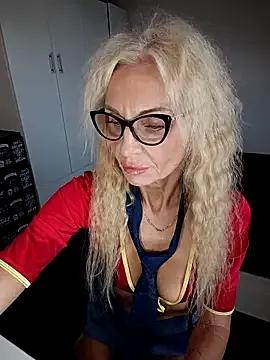 Mila_Lovi — Fingers in ass