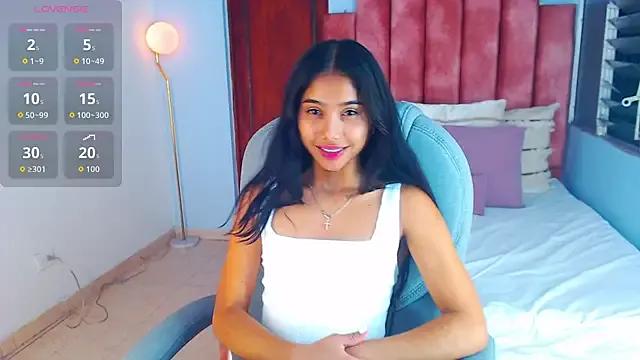 Milaa_Star_ on StripChat