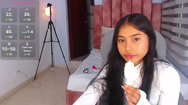 Milaa_Star_ on StripChat