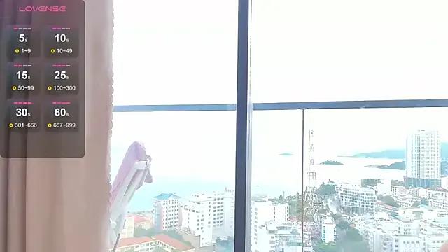 minamoons on StripChat