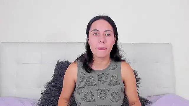 StripChat MissyJolie_ is Freechat MissyJolie_ — interactive toy show