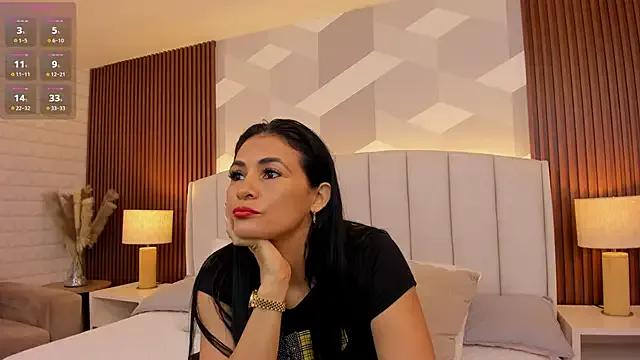 Mommy_Naughty on StripChat 