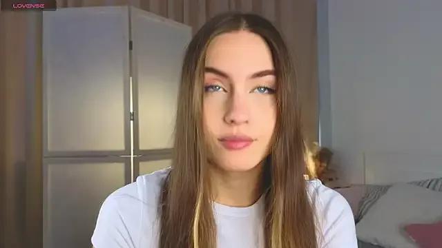 Moonlight1Sonata1 on StripChat 