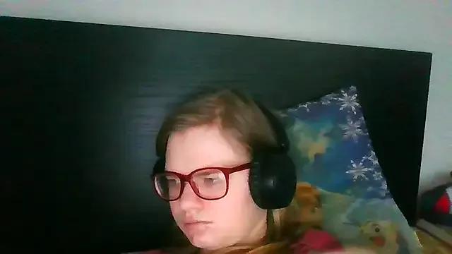 Moonolighta — masturbani show