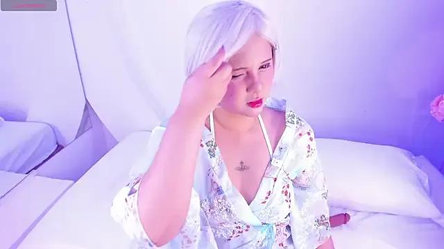 NanaOsaky on StripChat 