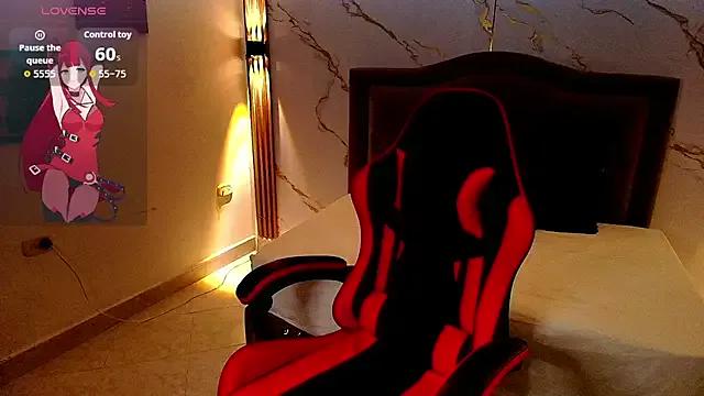 Nina_Rouge7 on StripChat 