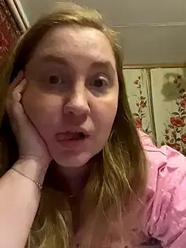 ollydoll92 on StripChat 