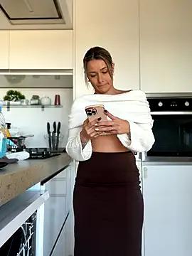 petrouchkaaa_ — RETIRE MA JUPE + :gift: LT