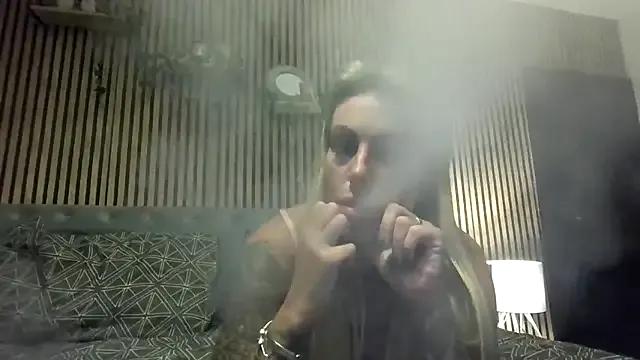 poppyinga1 on StripChat