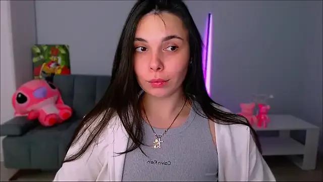 queenofthesense_ on StripChat 