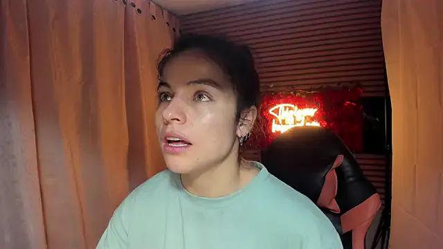 rosse_2504 on StripChat 